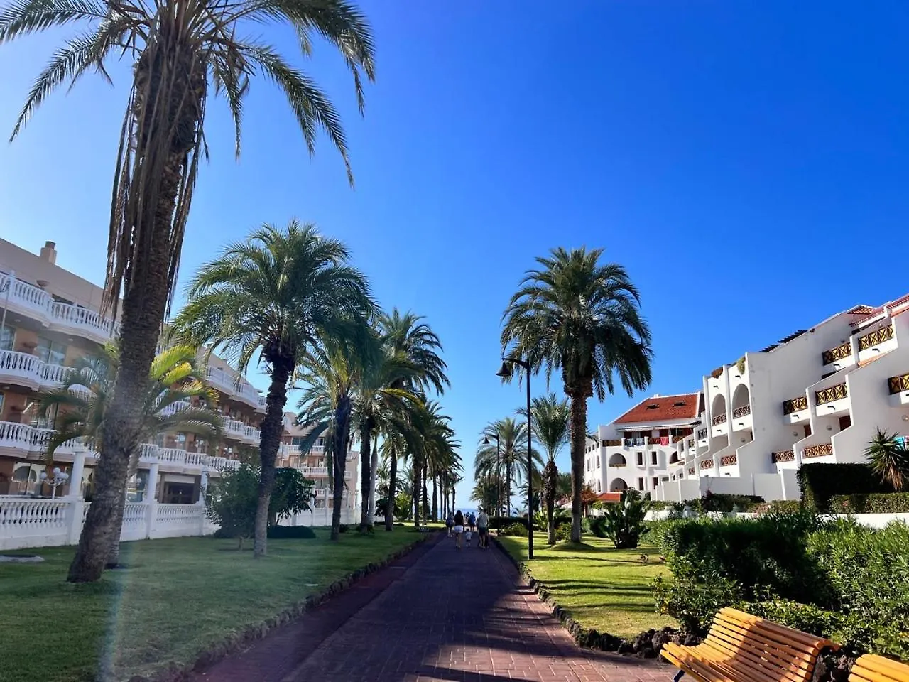 Апартаменты Seafront New Modern Плая-де-лас-Америкас Испания